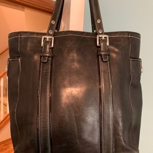 Coach Vintage Leather Tote No. G3Q-9779